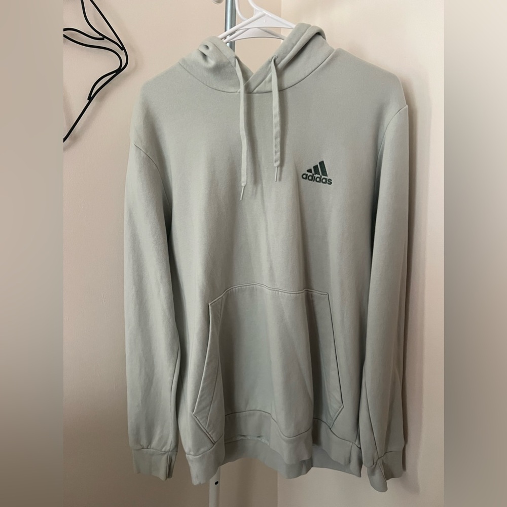 Women’s adidas sweatshirt